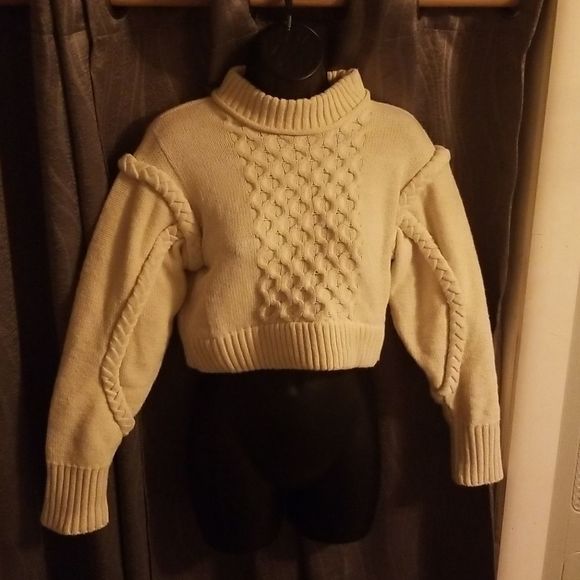 Womens Cream Cable Knit Heavy Duty Mock Neck Long Sleeve Crop Sweater Sz. Small - Picture 1 of 9